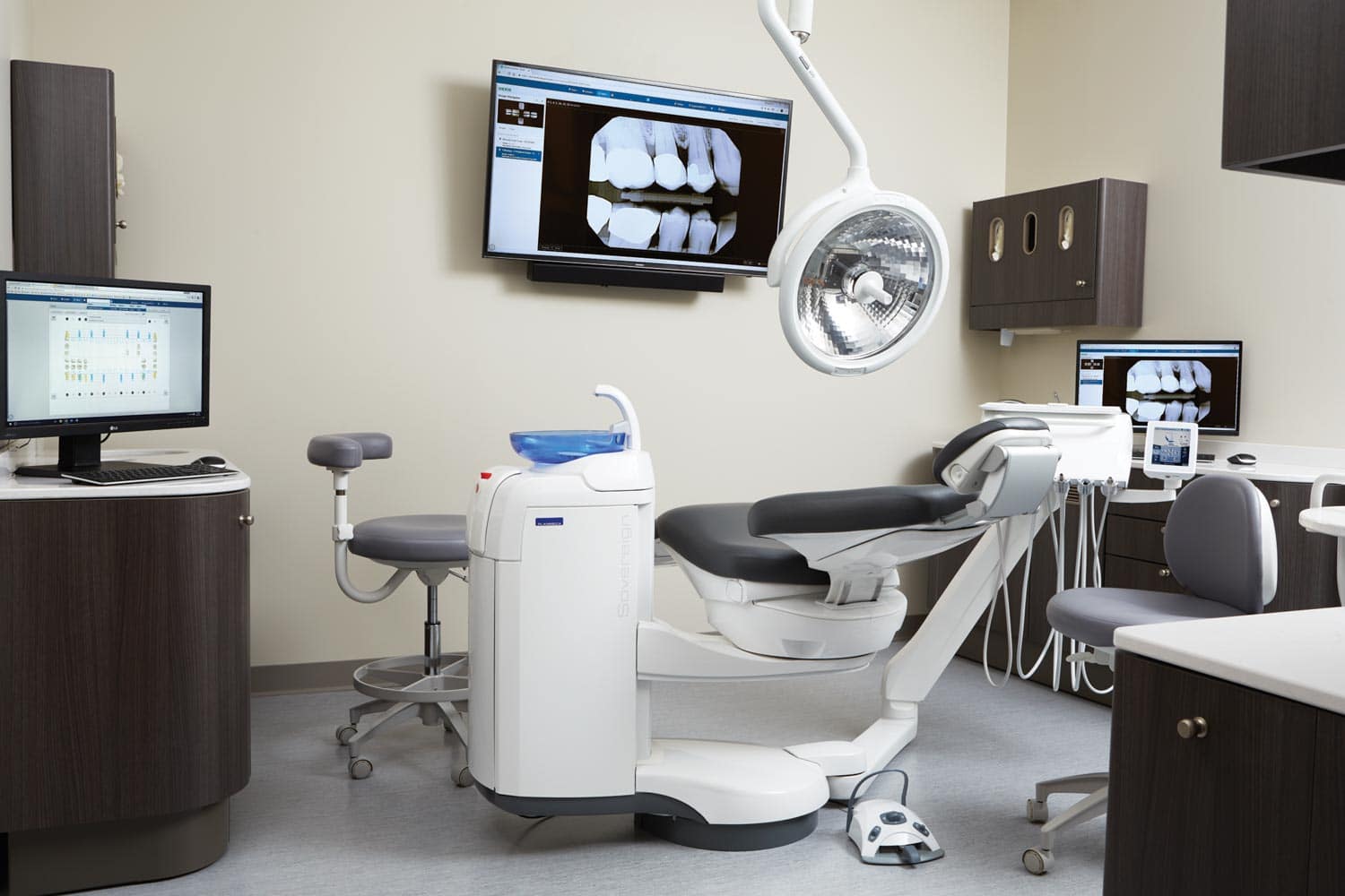 Integrated dental exam room