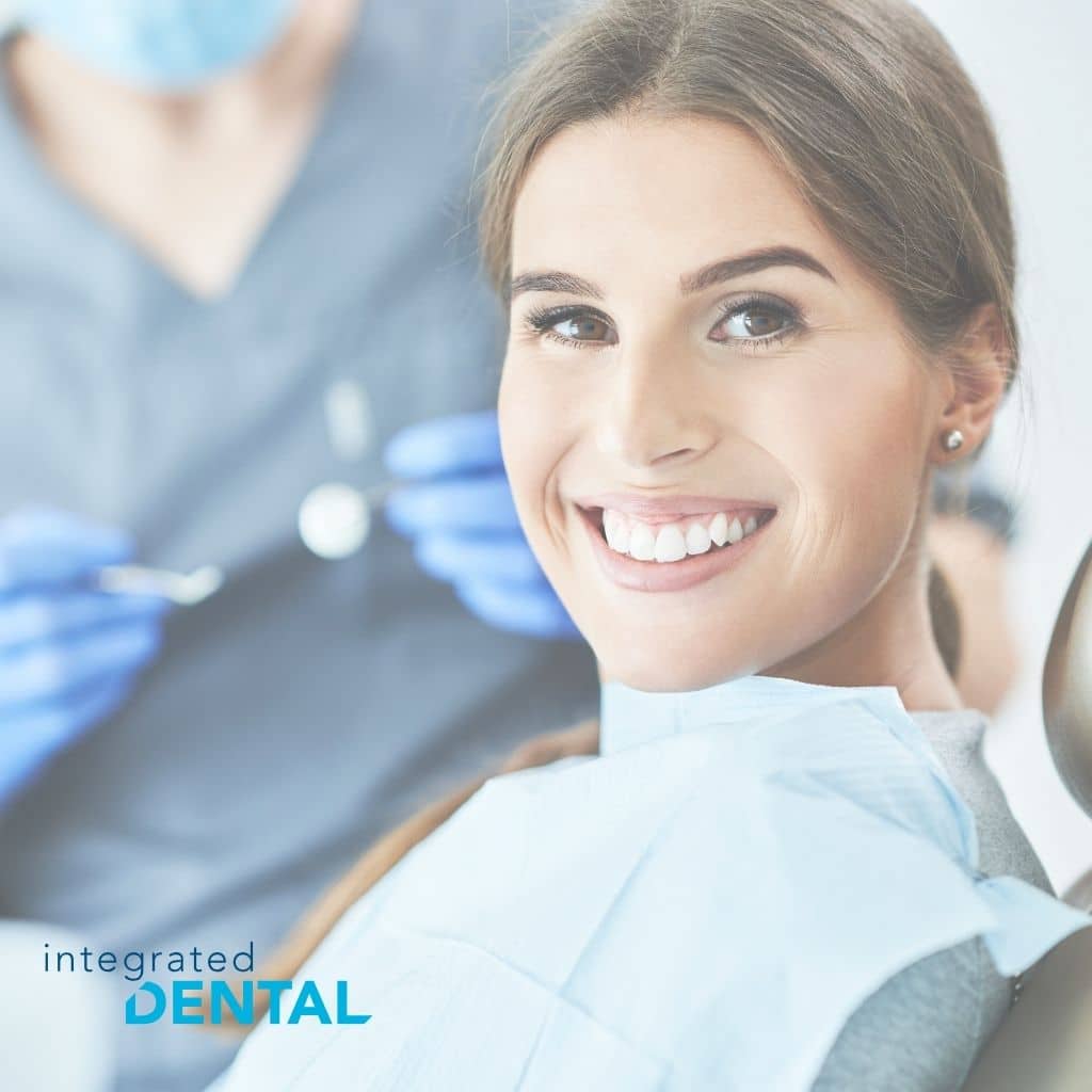 Comparison of porcelain veneers and dental bonding at integratedDENTAL in Woodbury, NY